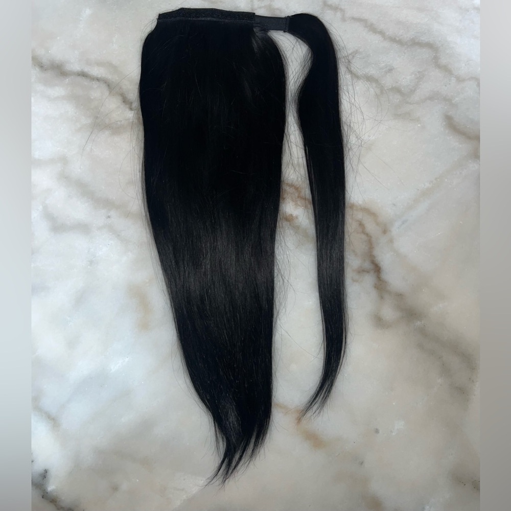 #1 JET BLACK PREMIUM PONYTAIL EXTENSIONS (125g)